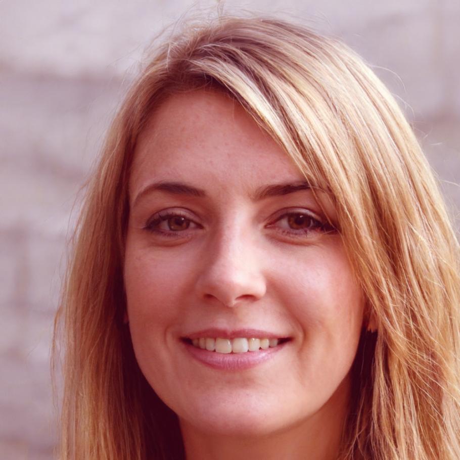 Portrait d'Élodie Varenne, formatrice en modélisation financière